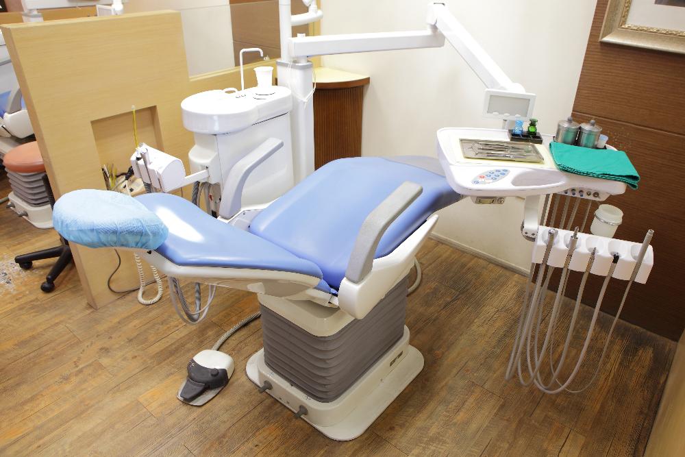 dental office treatment chair | dentist in centennial co